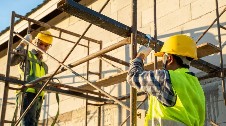 Professional fairlawn roofing services in Baltimore, OH
